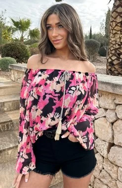 Off Shoulder Blouse Tropical Zwart Fuchsia