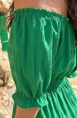 Offshoulder Laagjes Jurk Bright Green -Kleding Promotie Winkel Off Shoulder Laagjes Jurk Bright Green close 2 586x900 1