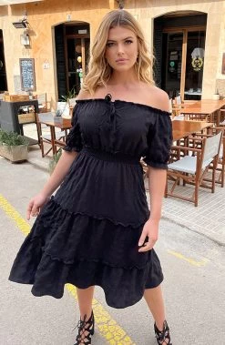 Offshoulder Laagjes Jurk Zwart -Kleding Promotie Winkel Off Shoulder Laagjes Jurk Zwart 5 586x900 1