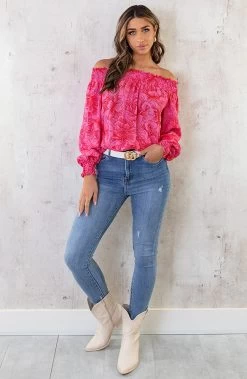 Off Shoulder Top Bloemen Roze Rood 12 Off Shoulder Top Bloemen Roze Rood -Kleding Promotie Winkel Off Shoulder Top Bloemen Roze Rood 5 586x900 1