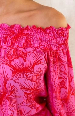 Off Shoulder Top Bloemen Roze Rood 13 Off Shoulder Top Bloemen Roze Rood -Kleding Promotie Winkel Off Shoulder Top Bloemen Roze Rood 586x900 1