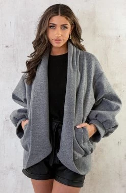Oversized Jacket Grijs -Kleding Promotie Winkel Oversized Jacket Grijs 2 586x900 1