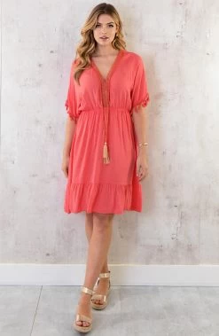 Musthave Deal Oversized Jurk Gouden Detail -Kleding Promotie Winkel Oversized Jurk Gouden Detail Koraal 2 586x900 1