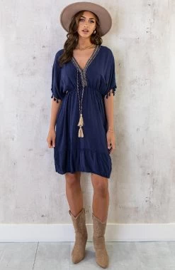 Oversized Jurk Gouden Detail Marine -Kleding Promotie Winkel Oversized Jurk Gouden Detail Marine 1 586x900 2