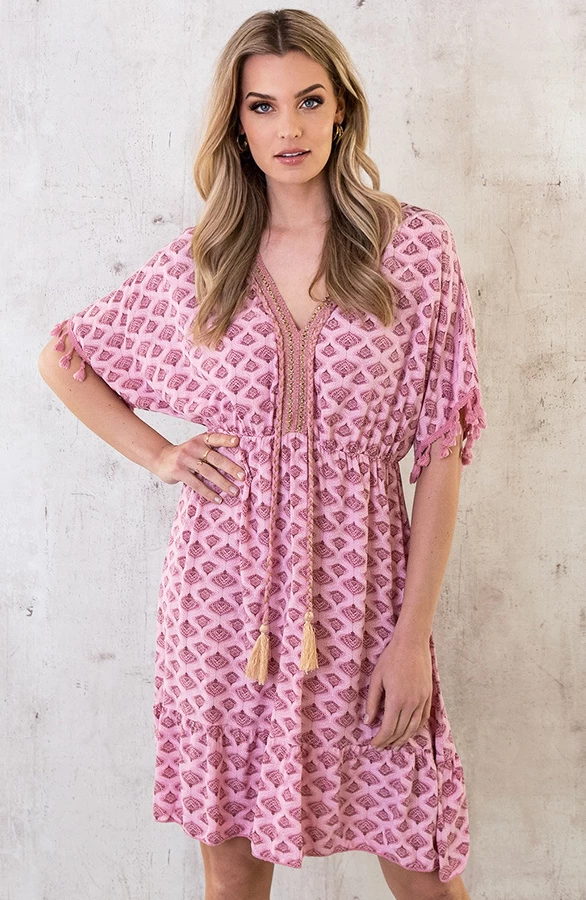 Oversized Jurk Gouden Detail Print Dust Roze 5 Oversized Jurk Gouden Detail Print Dust Roze - Afbeelding 3