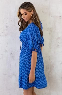 Oversized Jurk Gouden Detail Print Kobalt -Kleding Promotie Winkel Oversized Jurk Gouden Detail Print Kobalt 5 586x900 1