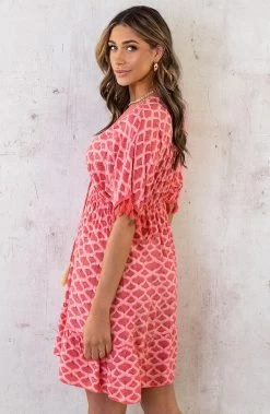 Oversized Jurk Gouden Detail Print Koraal -Kleding Promotie Winkel Oversized Jurk Gouden Detail Print Koraal 5 586x900 2