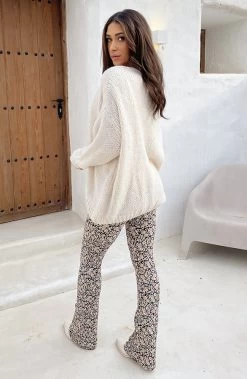 Oversized Knitted Vest Ecru 17 Oversized Knitted Vest Ecru -Kleding Promotie Winkel Oversized Knitted Vest Ecru 2 586x900 1