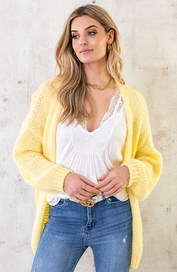 Oversized Knitted Vest Soft Yellow 4 Oversized Knitted Vest Soft Yellow - Afbeelding 2