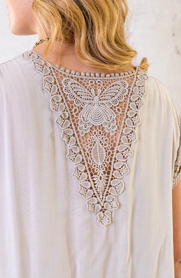 Oversized Top Met Kant Beige 7 Oversized Top Met Kant Beige - Afbeelding 5