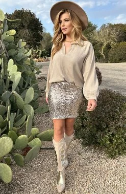 Oversized Venice Blouse Beige 16 Oversized Venice Blouse Beige -Kleding Promotie Winkel Oversized Venice Blouse Beige 3 586x900 1