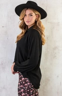 Oversized Venice Blouse Black -Kleding Promotie Winkel Oversized Venice Blouse Black 3 586x900 1