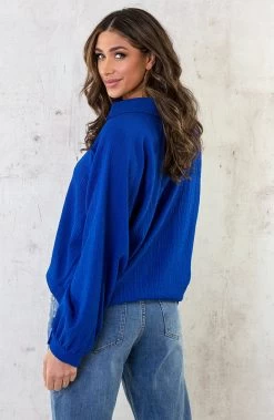 Oversized Venice Blouse Royal Blue -Kleding Promotie Winkel Oversized Venice Blouse Royal Blue 5 586x900 1