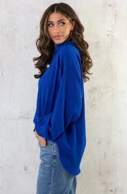 Oversized Venice Blouse Royal Blue -Kleding Promotie Winkel Oversized Venice Blouse Royal Blue 6 586x900 1