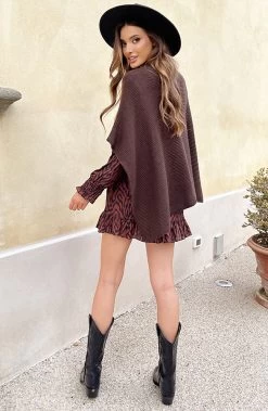 Overslag Poncho Choco -Kleding Promotie Winkel Overslag Poncho Choco 12 586x900 1