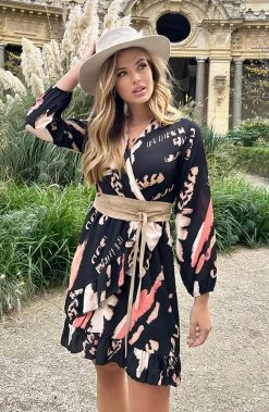 Exclusive Deal Overslag Print Jurk Zwart Beige 13 Exclusive Deal Overslag Print Jurk Zwart Beige -Kleding Promotie Winkel Overslag Print Jurk Zwart Beige 2 586x900 3