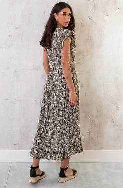 Panterprint Jurk Midi Ecru -Kleding Promotie Winkel Panterprint Jurk Midi Ecru 10 586x900 1