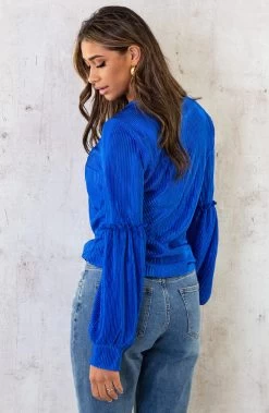 Plisse Blouse Met Ruches Mouw Kobalt -Kleding Promotie Winkel Plisse Blouse Met Ruches Mouw Kobalt 3 586x900 1