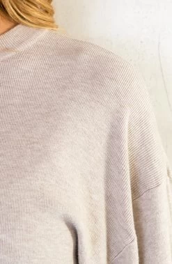 Pofmouwen Trui Beige -Kleding Promotie Winkel Pofmouwen Trui Beige 1 586x900 1