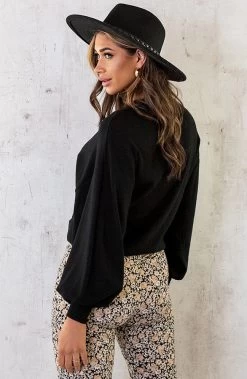 Pofmouwen Trui Zwart -Kleding Promotie Winkel Pofmouwen Trui Zwart 6 586x900 1