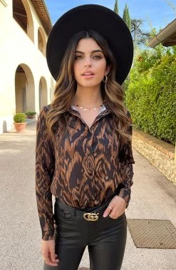 Muntjes Ketting Koper Goud -Kleding Promotie Winkel Print Blouse Camel 2 1 586x900 1