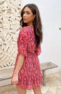 Print Jurk Ruffle Mouw Roze Rood Lila -Kleding Promotie Winkel Print Jurk Ruffle Mouw Roze Rood Lila 2 586x900 1