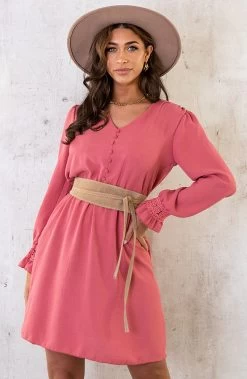 Romantic Lace Dress Dust Pink -Kleding Promotie Winkel ROMANTIC LACE DRESS DUST PINK 4 586x900 1