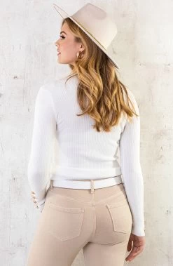 Ribstof V-hals Longsleeve Ecru -Kleding Promotie Winkel Ribstof V hals Longsleeve Ecru 3 586x900 1