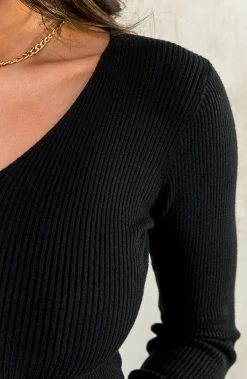 Ribstof V-hals Longsleeve Zwart -Kleding Promotie Winkel Ribstof V hals Longsleeve Zwart 586x900 1