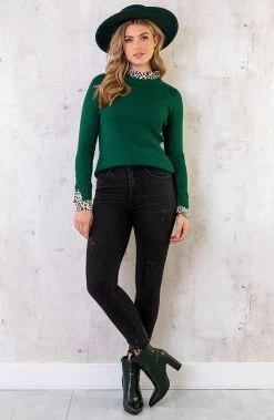 Ribtrui Met Panterkraag Smaragd -Kleding Promotie Winkel Ribtrui Met Panterkraag Smaragd 6 586x900 1