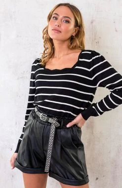 Riem Met Zilveren Details -Kleding Promotie Winkel Riem Met Zilveren Details 3 586x900 1