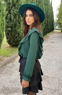 Ruffle V-hals Blouse Smaragd 13 Ruffle V-hals Blouse Smaragd -Kleding Promotie Winkel Ruffle V hals Blouse Smaragd 3 586x900 1