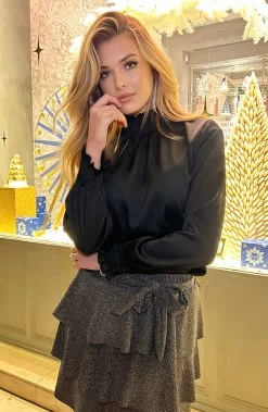 Satijnen Col Blouse Zwart 32 Satijnen Col Blouse Zwart -Kleding Promotie Winkel Satijnen Col Blouse Zwart 4 586x900 2