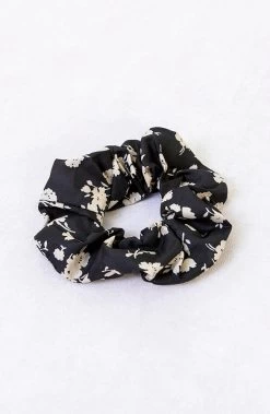 Scrunchie Flower Black