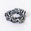 Scrunchie Zebra -Kleding Promotie Winkel Scrunchie Zebra 586x900 1