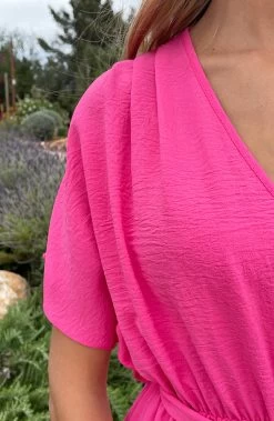 Sicily V-neck Dress Fuchsia -Kleding Promotie Winkel Sicily V neck Dress Fuchsia 1 586x900 1