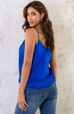 Silk Lace Spaghetti Top Kobalt -Kleding Promotie Winkel Silk Lace Spaghetti Top Kobalt 6 586x900 1