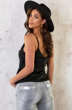 Silk Leopard Spaghetti Top Zwart -Kleding Promotie Winkel Silk Leopard Spaghetti Top Zwart 4 586x900 1