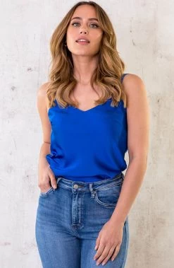 Silk Touch Spaghetti Top Kobalt 2.0 -Kleding Promotie Winkel Silk Touch Spaghetti Top Kobalt 2 3 586x900 1