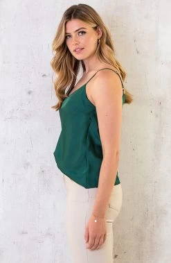 Silk Touch Spaghetti Top Smaragd 2.0 -Kleding Promotie Winkel Silk Touch Spaghetti Top Smaragd 2 4 586x900 1