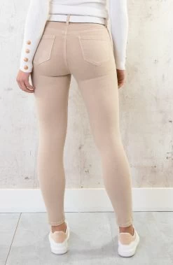 Classic Sneaker Suede Beige -Kleding Promotie Winkel Skinny High Waist Jeans Beige 2 1 586x900 2