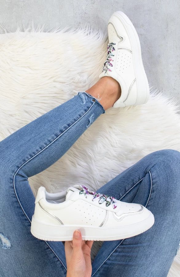 Sneaker Met Bloemen Veter Wit 3 Sneaker Met Bloemen Veter Wit