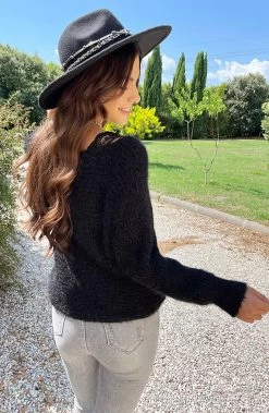 Soft Trui Strepen Zwart -Kleding Promotie Winkel Soft Trui Strepen Zwart 1 586x900 1