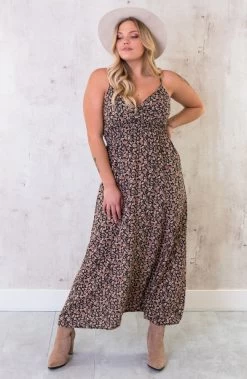 Spaghetti Maxi Jurk Bloemen -Kleding Promotie Winkel Spaghetti Maxi Jurk Bloemen 1 586x900 4