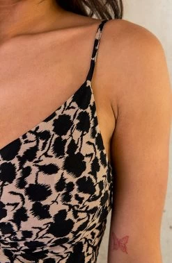 Spaghetti Maxi Jurk Print Camel Zwart -Kleding Promotie Winkel Spaghetti Maxi Jurk Print Camel Zwart 7 586x900 1