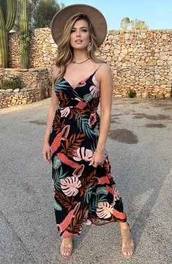 Spaghetti Maxi Jurk Tropic Zwart -Kleding Promotie Winkel Spaghetti Maxi Jurk Tropic Zwart 1 586x900 2