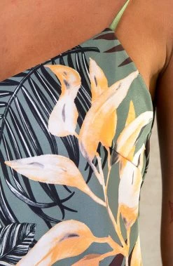 Spaghetti Top Botanisch Army 2.0 -Kleding Promotie Winkel Spaghetti Top Botanisch Army 2 10 586x900 1