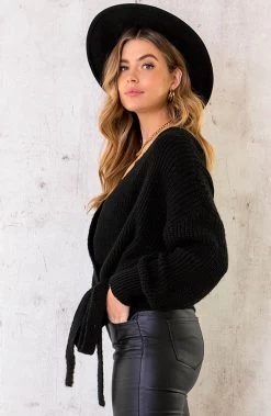 Strik Vest Gebreid Zwart -Kleding Promotie Winkel Strik Vest Gebreid Zwart 3 586x900 4