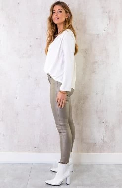 Coating Jeans Metallic Gold -Kleding Promotie Winkel V hals Gouden Knopen Blouse Ecru 6 586x900 1