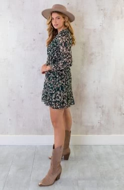 V-hals Strik Jurk Dots Smaragd -Kleding Promotie Winkel V hals Strik Jurk Dots Smaragd 3 586x900 3